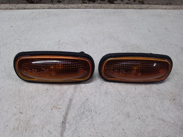 bontott LAND ROVER FREELANDER Sárvédő Irányjelző (Pozíciófüggetlen)