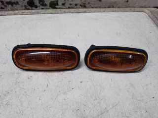 bontott LAND ROVER FREELANDER Sárvédő Irányjelző (Pozíciófüggetlen)