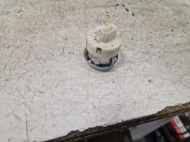 bontott LAND ROVER FREELANDER Start / Stop Indító Gomb