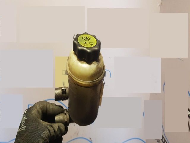 bontott LAND ROVER FREELANDER Szervóolaj Tartály