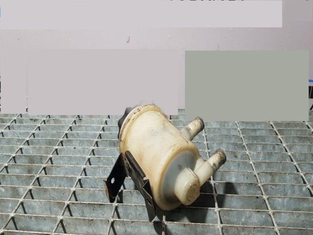 bontott LAND ROVER FREELANDER Szervóolaj Tartály