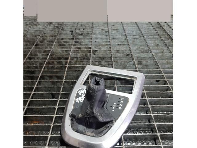 bontott LAND ROVER FREELANDER Váltószoknya