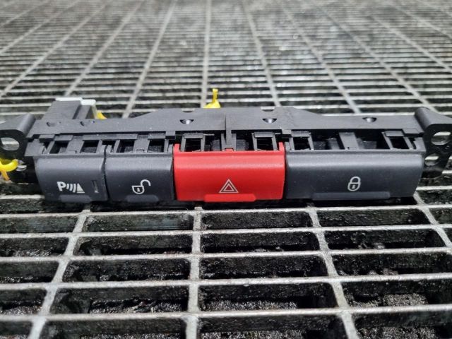 bontott LAND ROVER FREELANDER Vészvillogó Kapcsoló