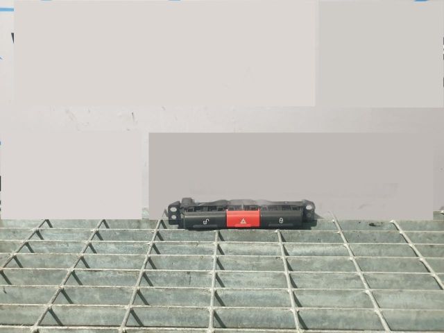 bontott LAND ROVER FREELANDER Vészvillogó Kapcsoló