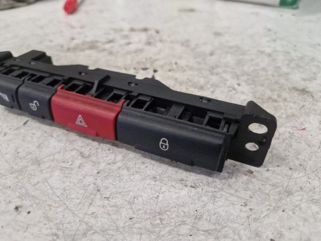 bontott LAND ROVER FREELANDER Vészvillogó Kapcsoló