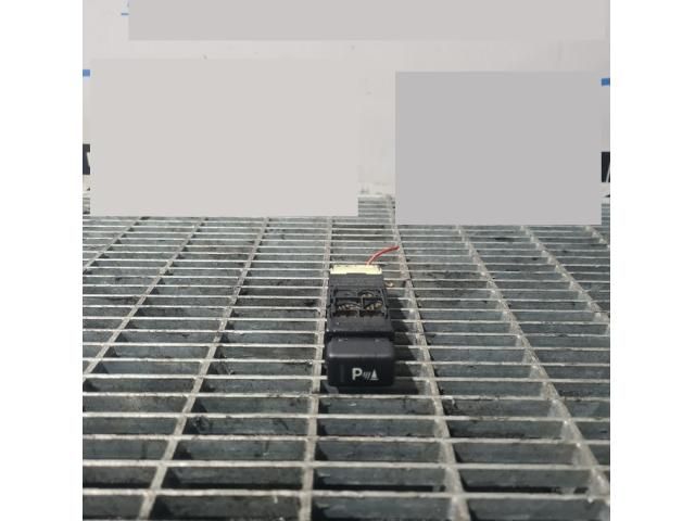 bontott LAND ROVER FREELANDER Vészvillogó Kapcsoló