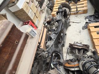 bontott LAND ROVER RANGE ROVER Hátsó Bölcső