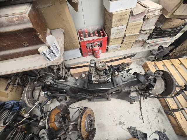 bontott LAND ROVER RANGE ROVER Hátsó Bölcső