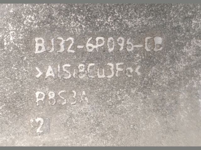 bontott LAND ROVER RANGE ROVER Motor Tartó Bak (Fém)