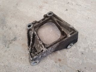 bontott LAND ROVER RANGE ROVER Motor Tartó Bak (Fém)