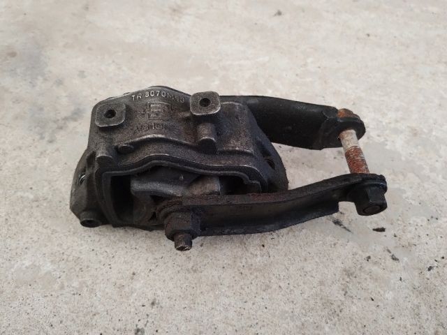 bontott LAND ROVER RANGE ROVER Motor Tartó Bak (Fém)