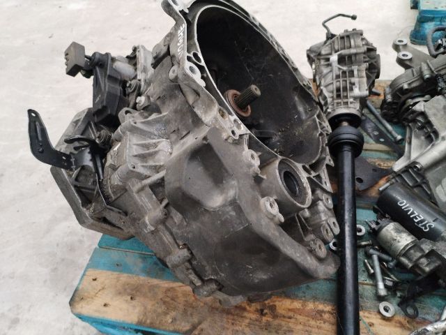 bontott LAND ROVER RANGE ROVER Váltó (Mechanikus)