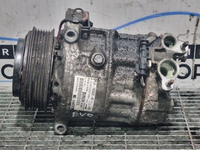 bontott LAND ROVER RANGE ROVER Klímakompresszor