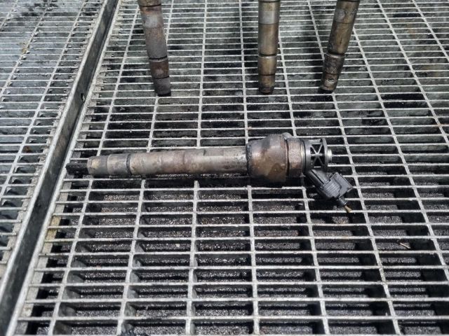 bontott LAND ROVER RANGE ROVER Porlasztó (1 db)