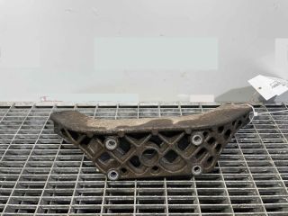 bontott LAND ROVER RANGE ROVER Differenciálmű Tartó Bak