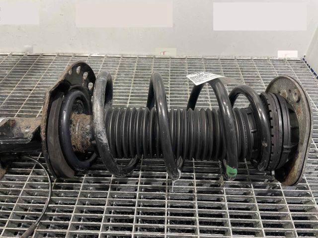 bontott LAND ROVER RANGE ROVER Első Rugó