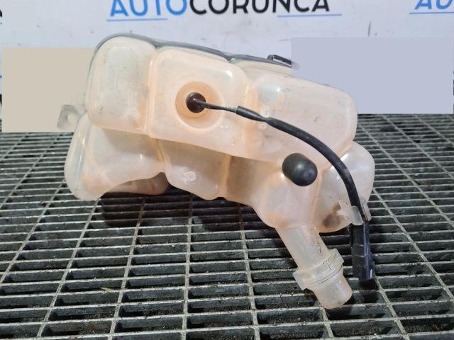 bontott LAND ROVER RANGE ROVER Kiegyenlítő Tartály