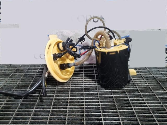 bontott LAND ROVER RANGE ROVER Üzemanyag Szivattyú