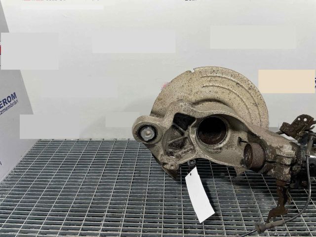 bontott LAND ROVER RANGE ROVER Jobb hátsó Csonkállvány