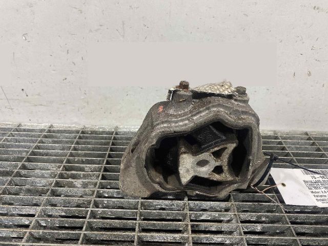 bontott LAND ROVER RANGE ROVER Motor Tartó Bak (Pozíciófüggetlen)