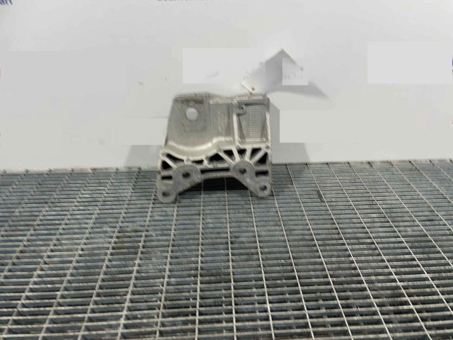 bontott LAND ROVER RANGE ROVER Váltó Tartó Bak (Pozíciófüggetlen)