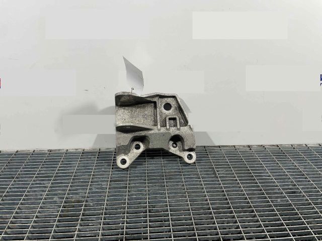 bontott LAND ROVER RANGE ROVER Váltó Tartó Bak (Pozíciófüggetlen)