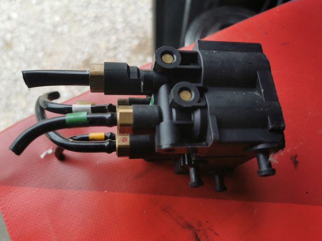 bontott LAND ROVER RANGE ROVER Hidraulikus Szelepblokk