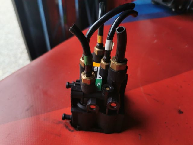 bontott LAND ROVER RANGE ROVER Hidraulikus Szelepblokk