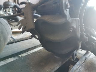 bontott LAND ROVER RANGE ROVER Bal első Féknyereg Munkahengerrel