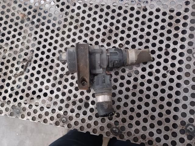 bontott LAND ROVER RANGE ROVER Vízpumpa