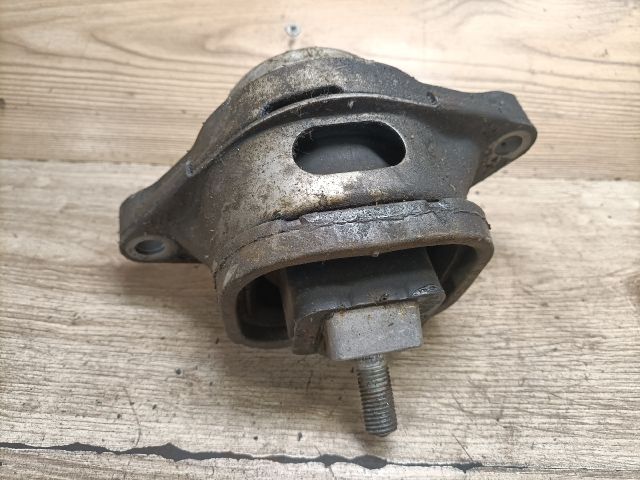 bontott LAND ROVER RANGE ROVER Motor Tartó Bak Jobb