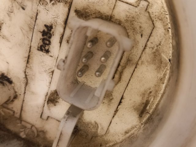 bontott LAND ROVER RANGE ROVER Üzemanyag Szivattyú