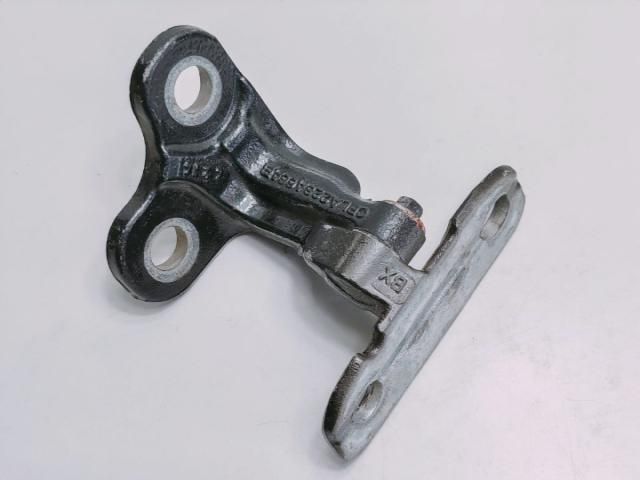 bontott LAND ROVER RANGE ROVER Ajtó Zsanér (Pozíciófüggetlen)