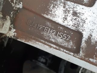 bontott LAND ROVER RANGE ROVER Alufelni Szett Gumival