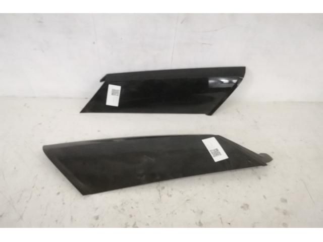 bontott LAND ROVER RANGE ROVER Bal D Oszlop Burkolat