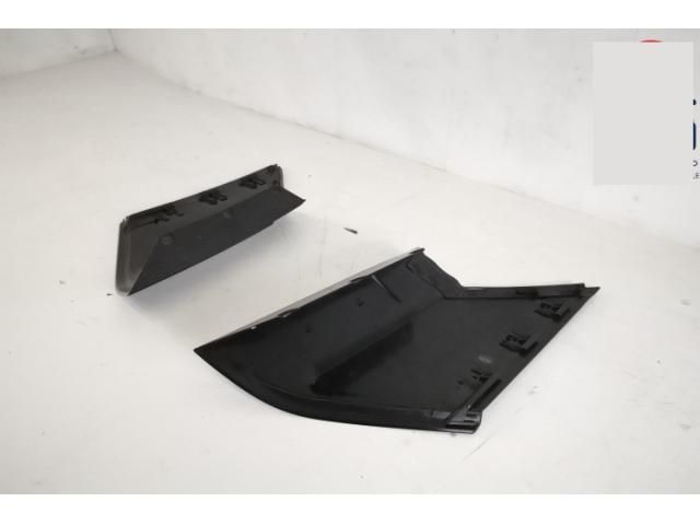 bontott LAND ROVER RANGE ROVER Bal D Oszlop Burkolat