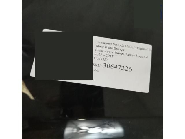 bontott LAND ROVER RANGE ROVER Bal D Oszlop Burkolat