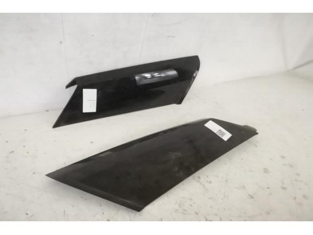 bontott LAND ROVER RANGE ROVER Bal D Oszlop Burkolat