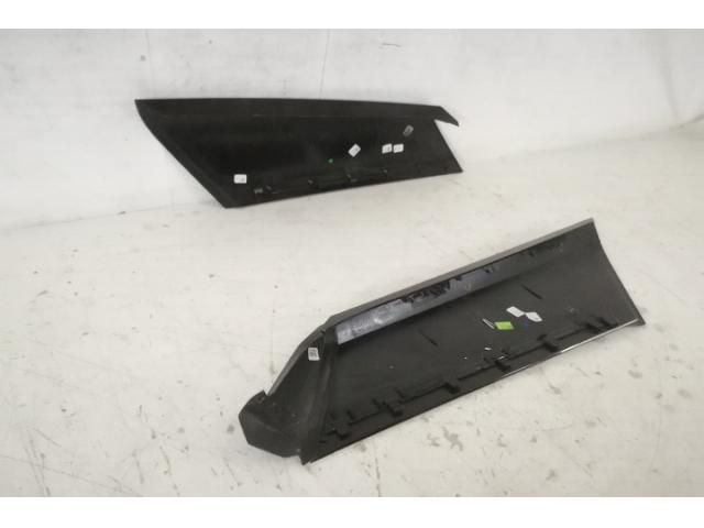 bontott LAND ROVER RANGE ROVER Bal D Oszlop Burkolat