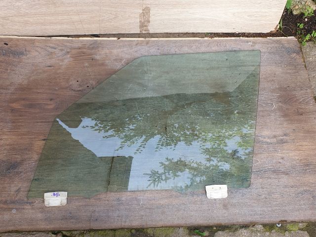 bontott LAND ROVER RANGE ROVER Bal első Ablak