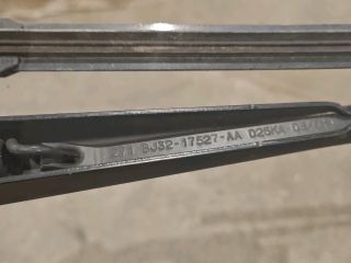 bontott LAND ROVER RANGE ROVER Bal első Ablaktörlő Kar