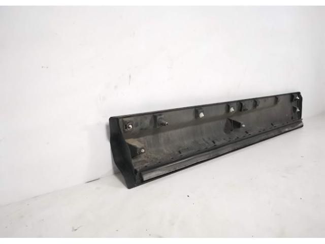 bontott LAND ROVER RANGE ROVER Bal első Ajtó Díszléc