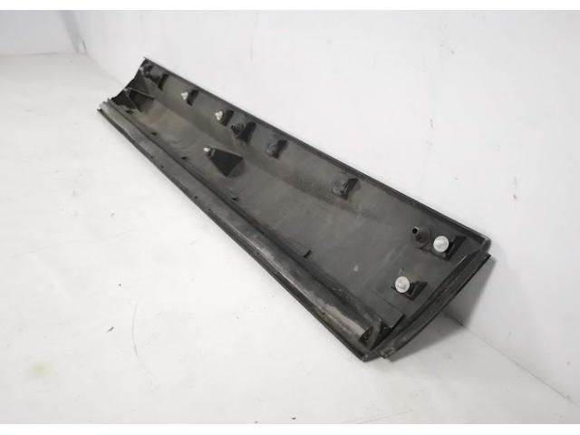 bontott LAND ROVER RANGE ROVER Bal első Ajtó Díszléc