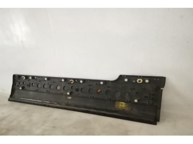 bontott LAND ROVER RANGE ROVER Bal első Ajtó Díszléc