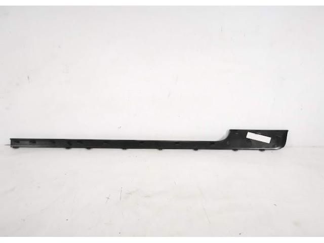 bontott LAND ROVER RANGE ROVER Bal első Ajtó Díszléc