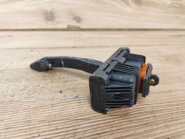 bontott LAND ROVER RANGE ROVER Bal első Ajtóhatároló