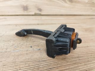 bontott LAND ROVER RANGE ROVER Bal első Ajtóhatároló