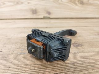 bontott LAND ROVER RANGE ROVER Bal első Ajtóhatároló