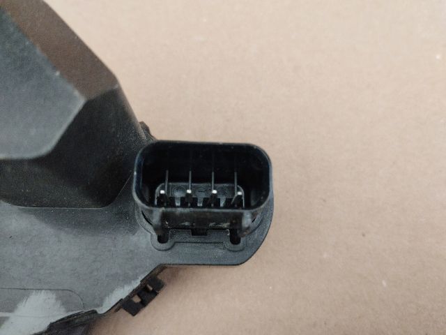 bontott LAND ROVER RANGE ROVER Bal első Ajtózár