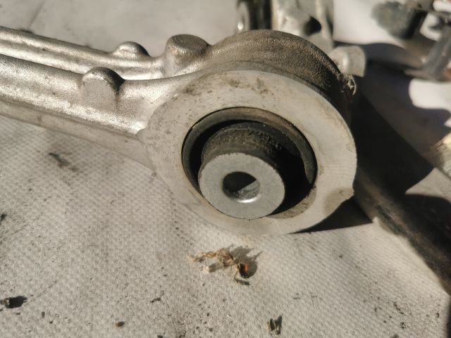 bontott LAND ROVER RANGE ROVER Bal első Alsó Első Lengőkar